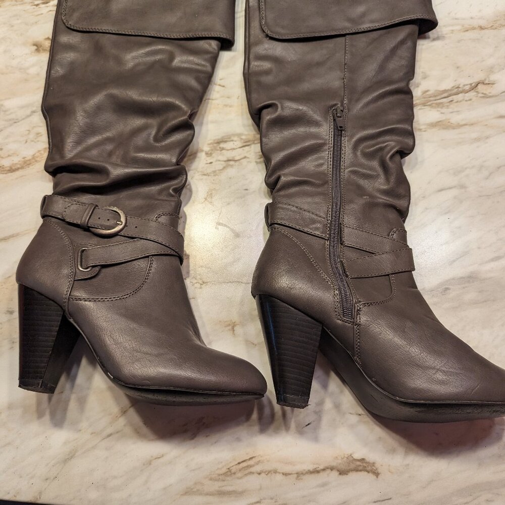 Ladies Boots High Dark Grey Size 6